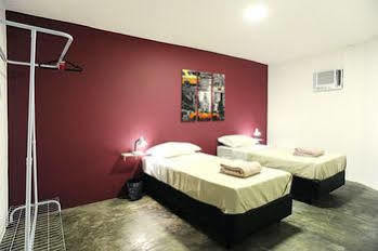 Hostel Wolo *